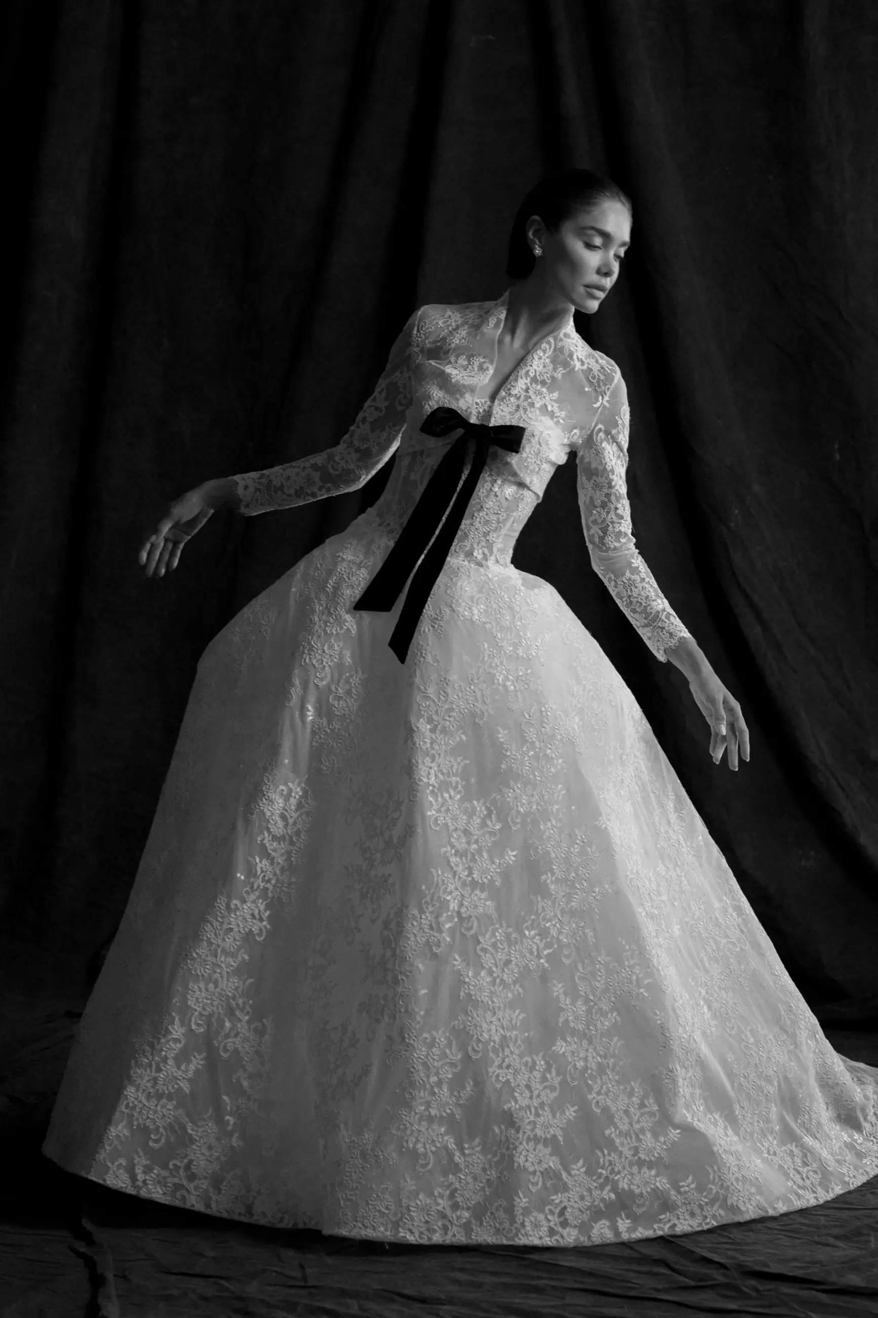 3 Gowns That Will Have Mom in Tears &amp; Your Fiancé Doing a Double Take Image