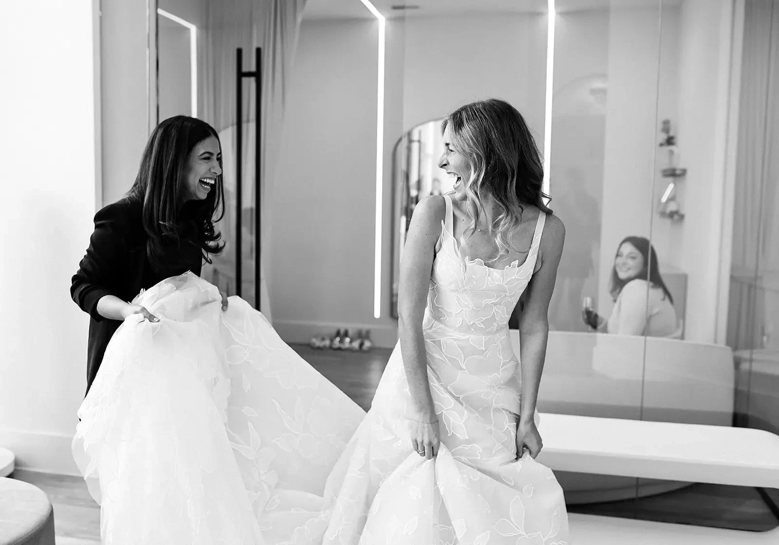 Wedding Gown Shopping Timeline Image