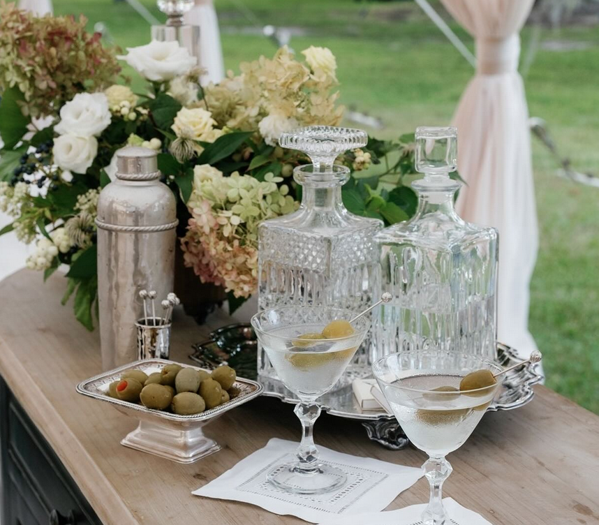 Dream Wedding Registry - The Hostess Image