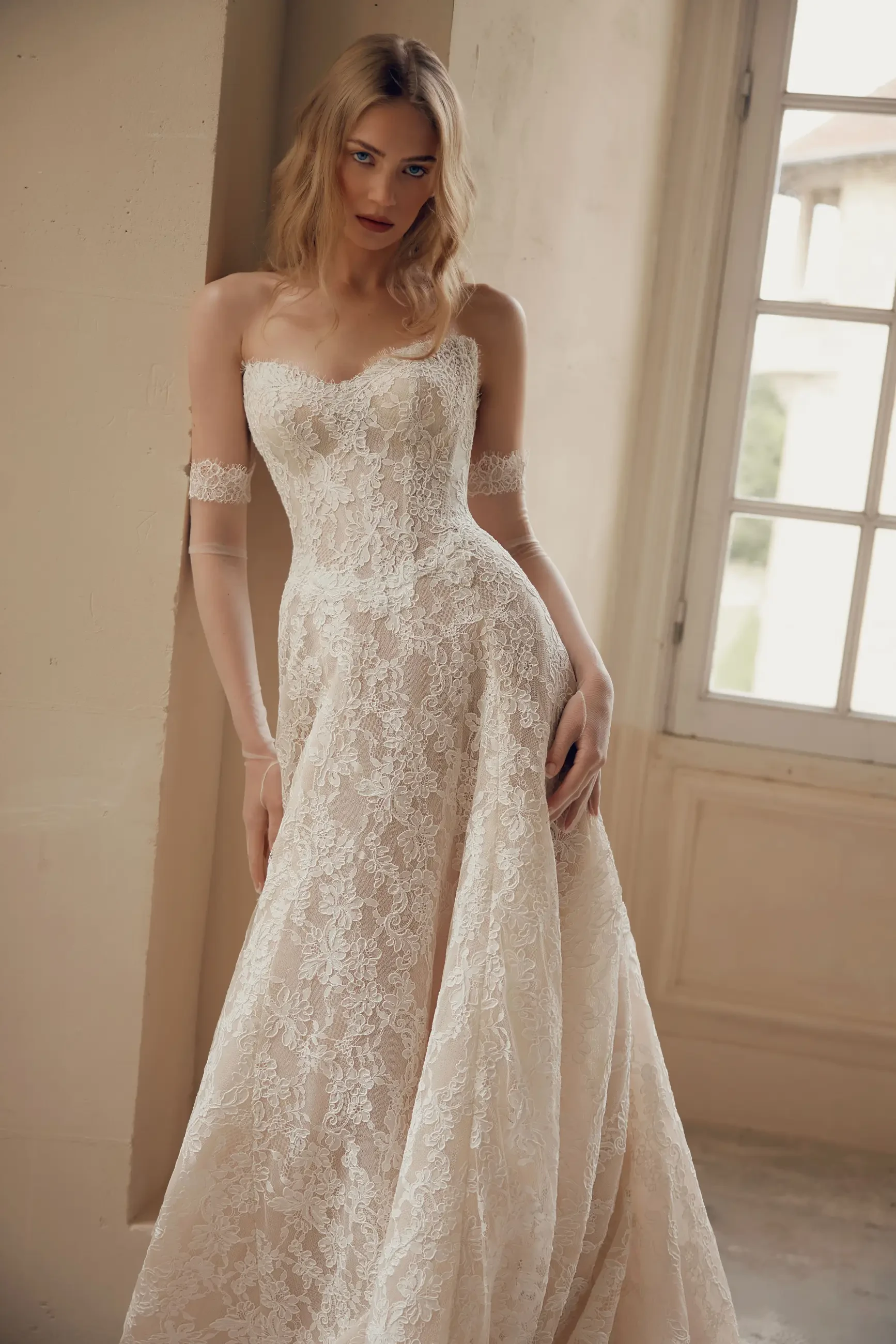 Celine Wedding Gown by Lihi Hod