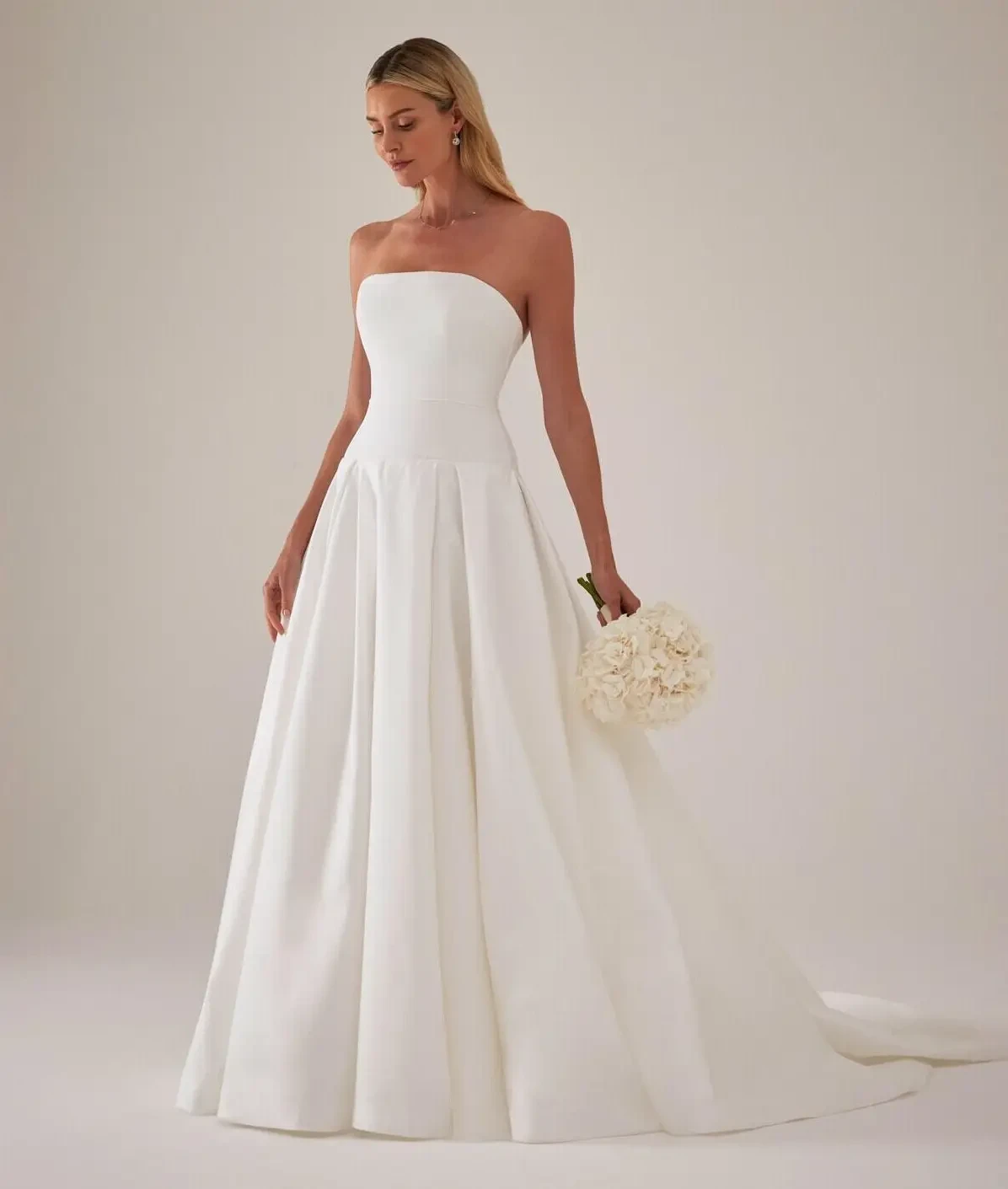 Sassi Holford