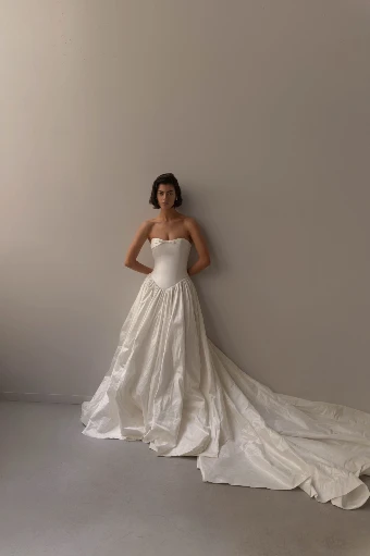 Lihi Hod OLIVIA #1 thumbnail