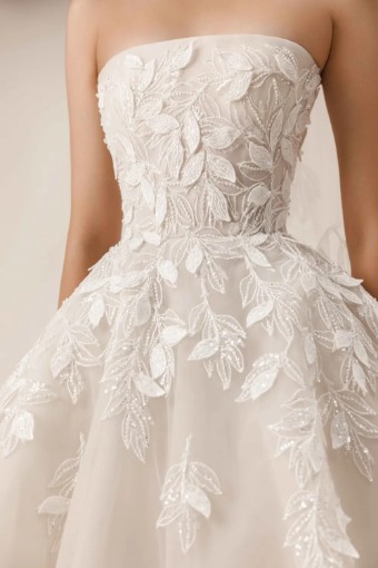 Elie Saab Look 5 #1 thumbnail
