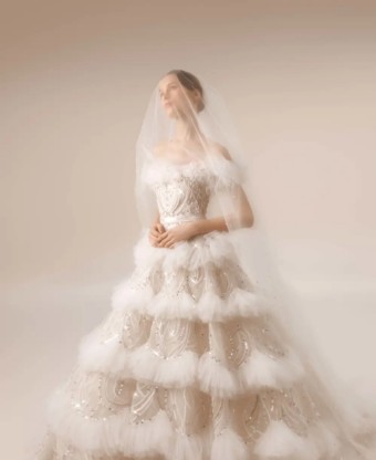 Elie Saab Look 15 #1 thumbnail