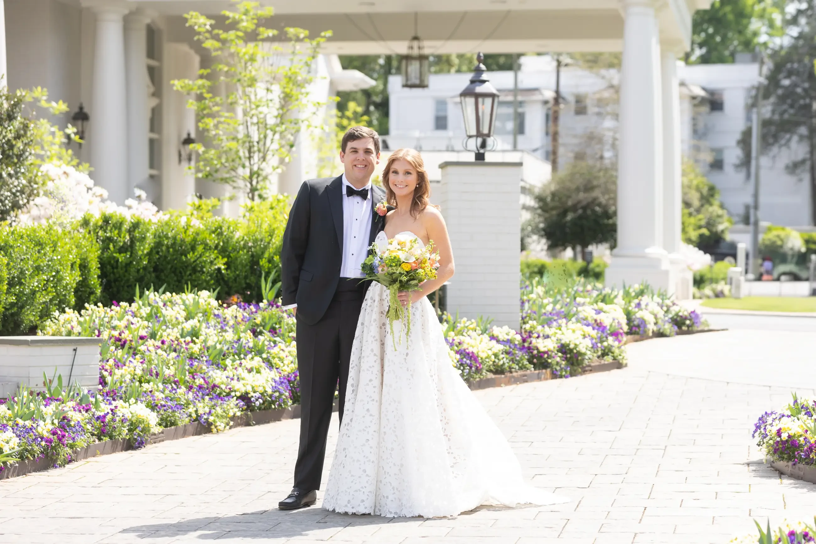 Natalie & John Ellis. Desktop Image